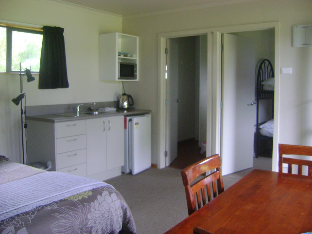 Catlins Newhaven Holiday Park Owaka Quarto foto
